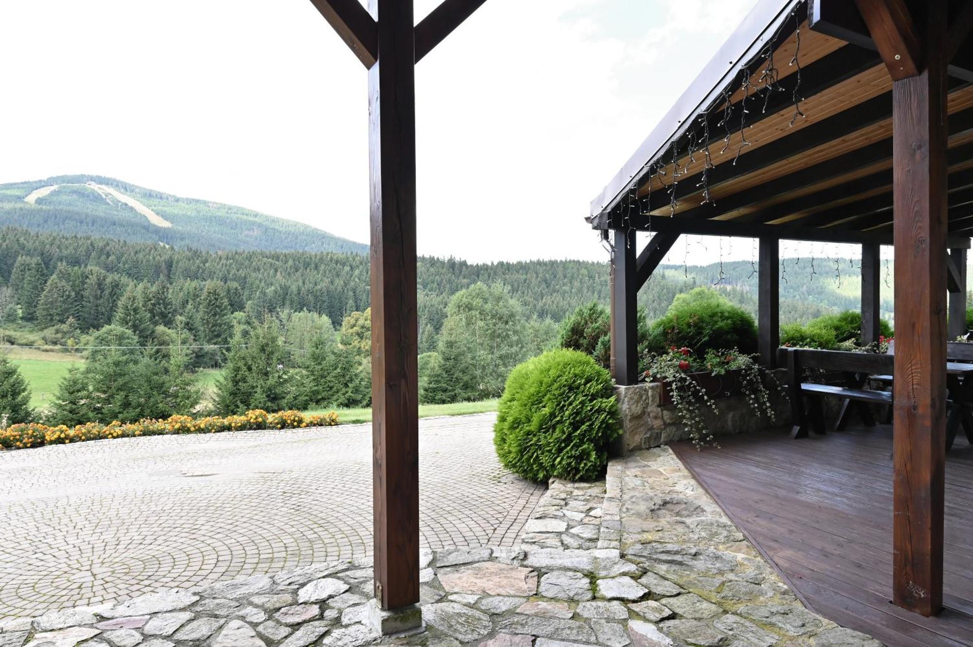 Villa Wichrowe Wzgorze à Stronie Śląskie Extérieur photo